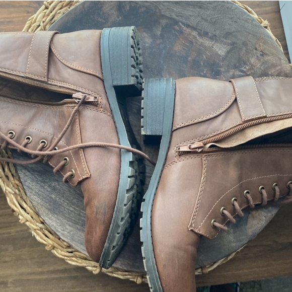 Women’s UNR8ED brown side zip up short boots size 7.5 buckle casual chunky - Picture 3 of 8